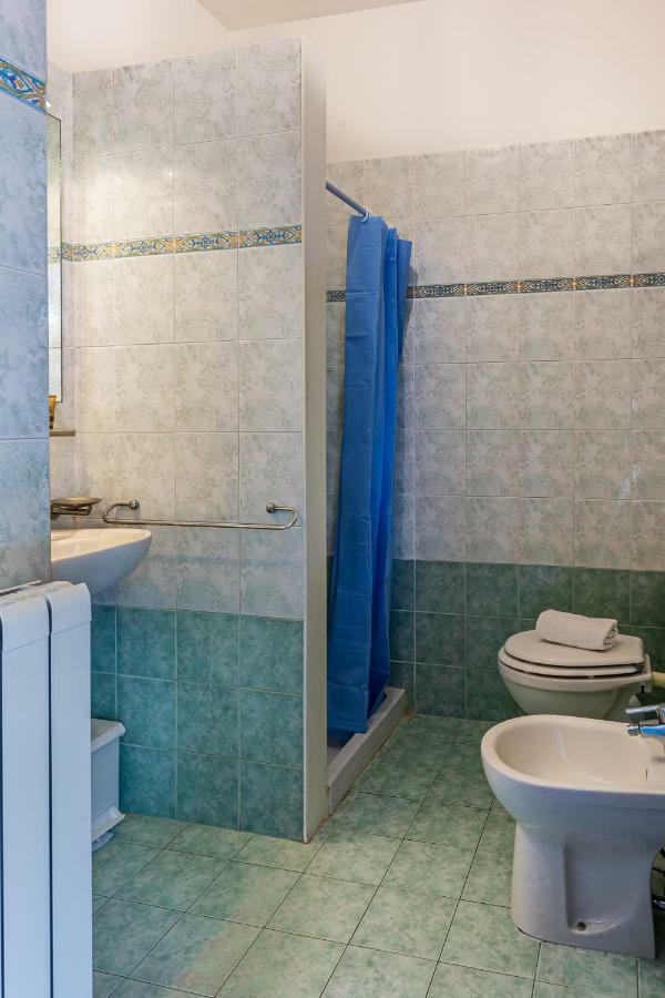 Oleandri Suite Hotel Вада Екстериор снимка