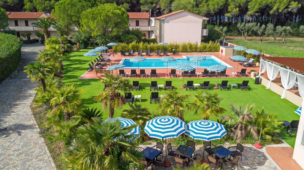 Oleandri Suite Hotel Вада Екстериор снимка
